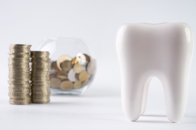 Implant dentaire : que rembourse ma mutuelle ?